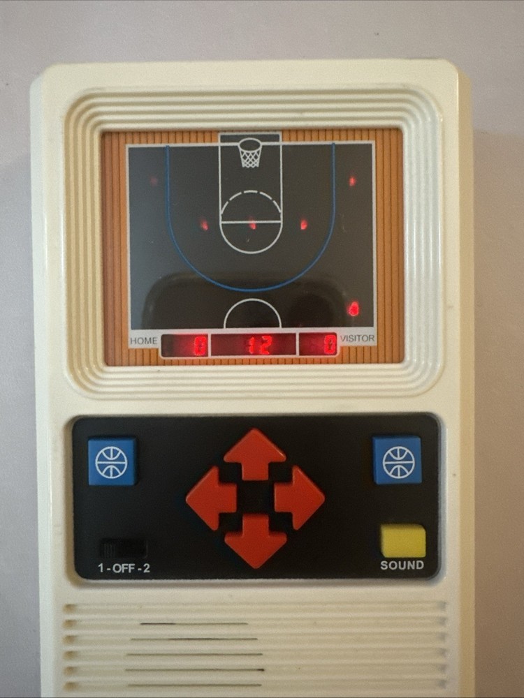 2014 Mattel Electronic Basketball Handheld Game Basic Fun