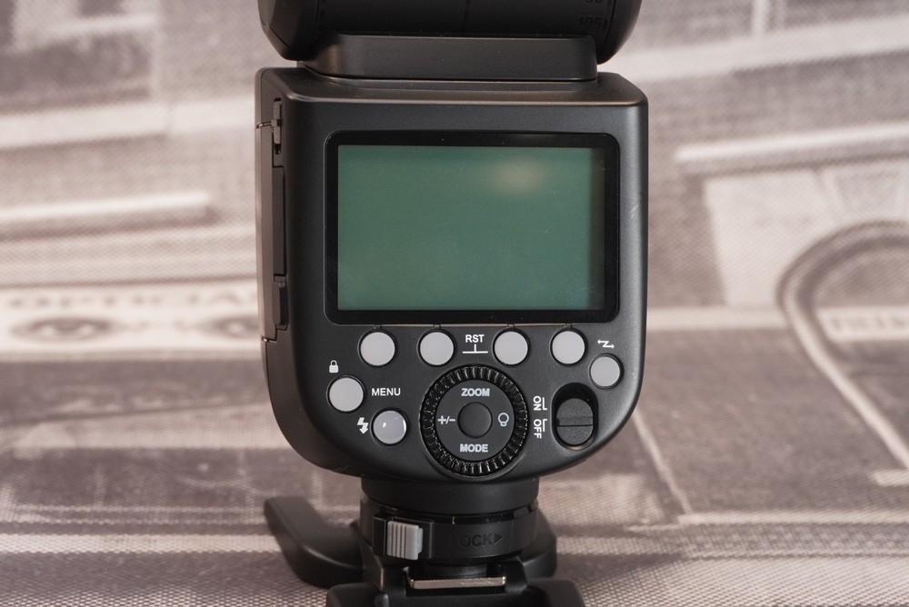 Godox V1Pro Round Head Flash (FUJI)