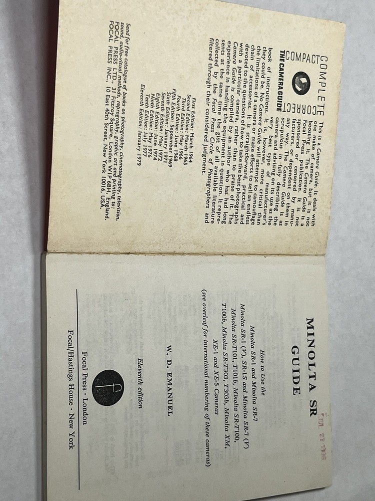 Minolta SR Guide - 11th Edition Printed In 1979