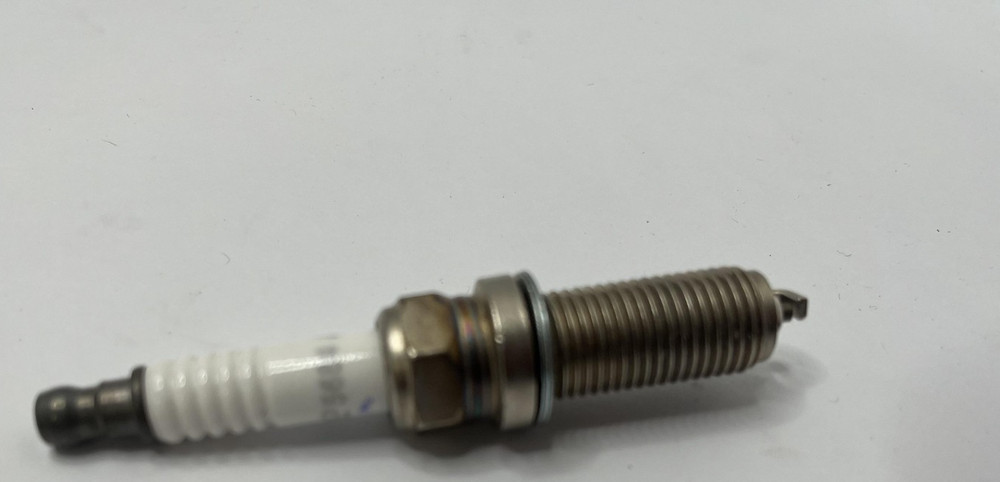 Bobcat Spark Plug 7396096 OEM Genuine Replacement Engine Part for Equipment