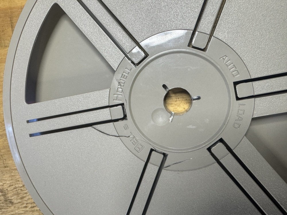 Bell And Howell 1638c Projector