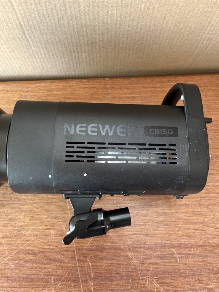NEEWER CB150 Video Light