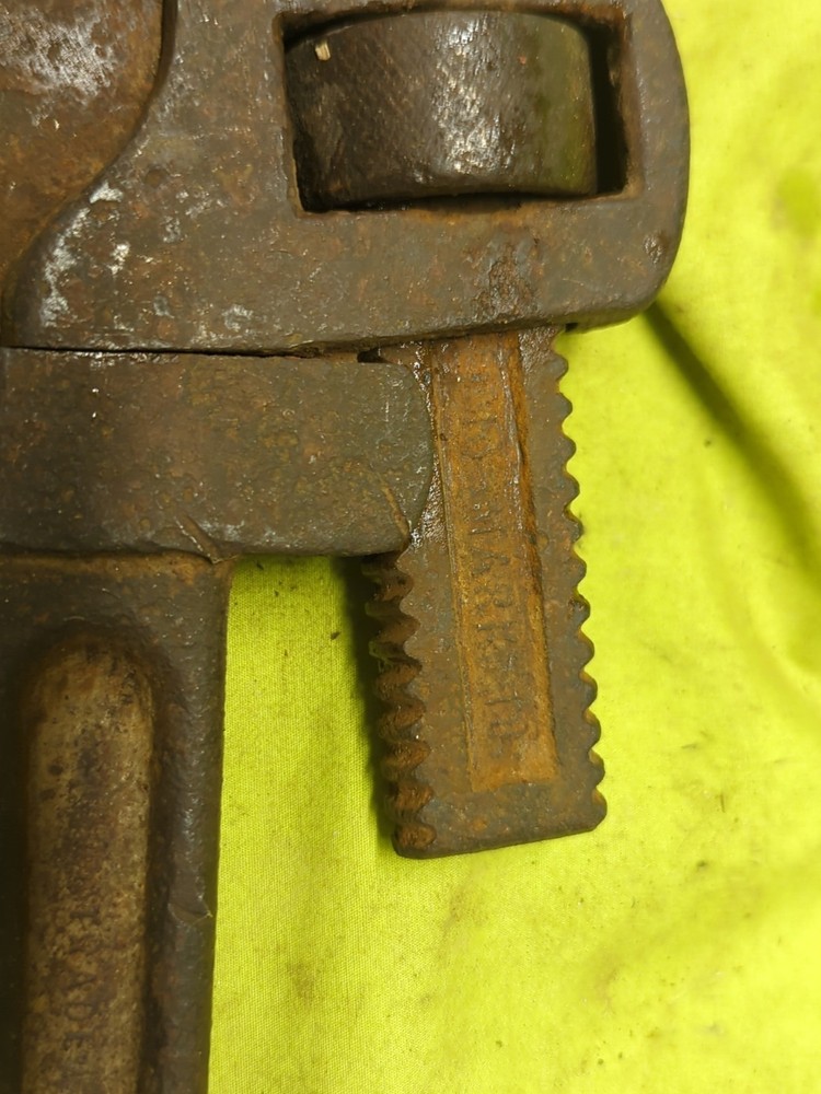 Trimo 18 Pipe Wrench Vintage