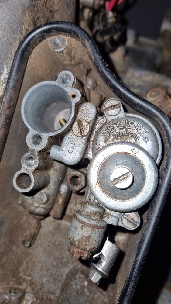 Vespa VBA1M Engine