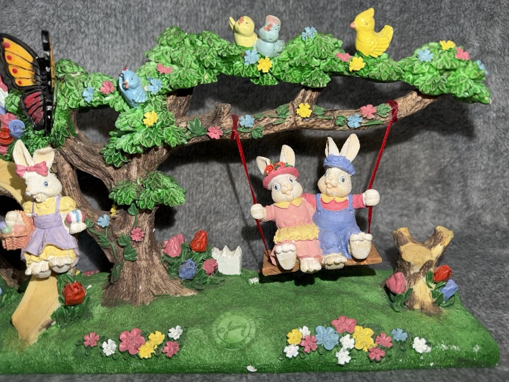 Vintage 1999 Jaimy Design Easter Jubilee "Easter Bunny Tree House"