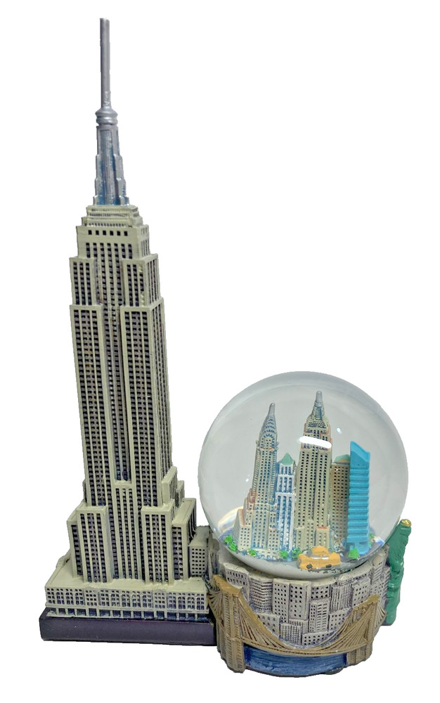 NYC Empire State Building Snow Globe Souvenir