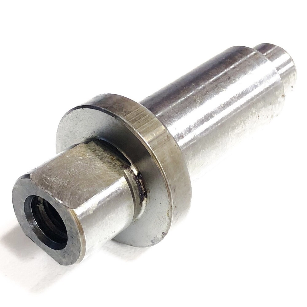 323722-8 Makita Spindle