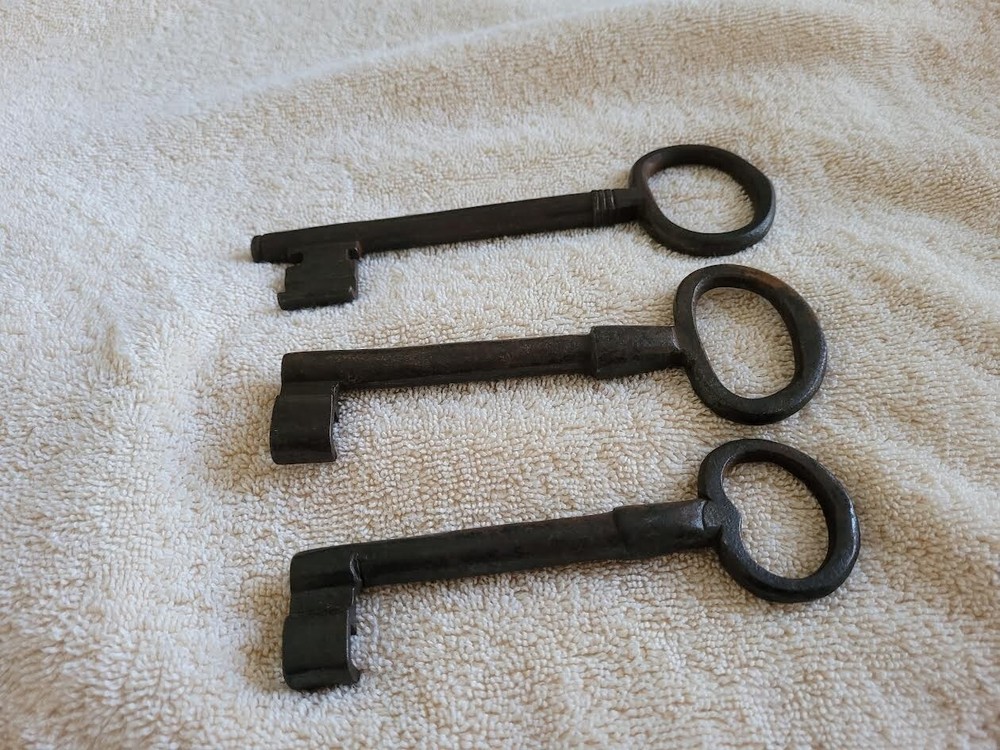 Three Large Keys from 1800,s (no rust)