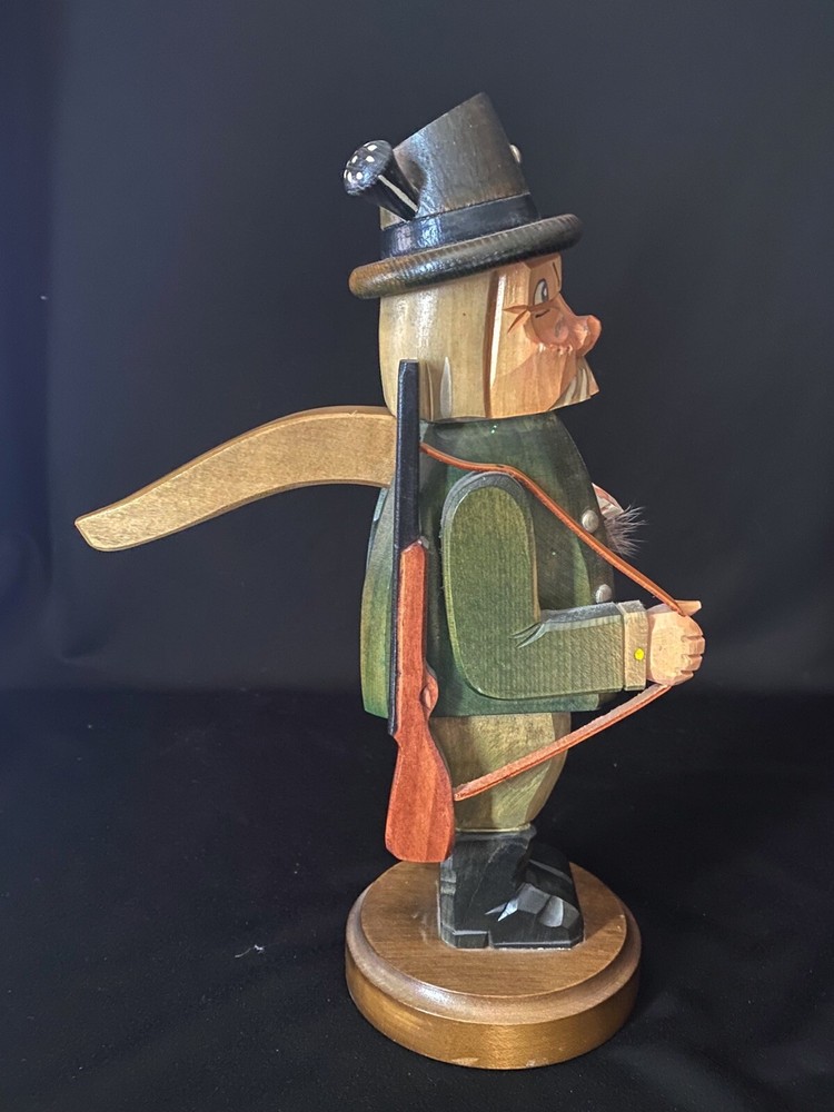 Vtg Black Forest German/Austrian Wood Carved Hunter Tyrolean Hat Nutcracker