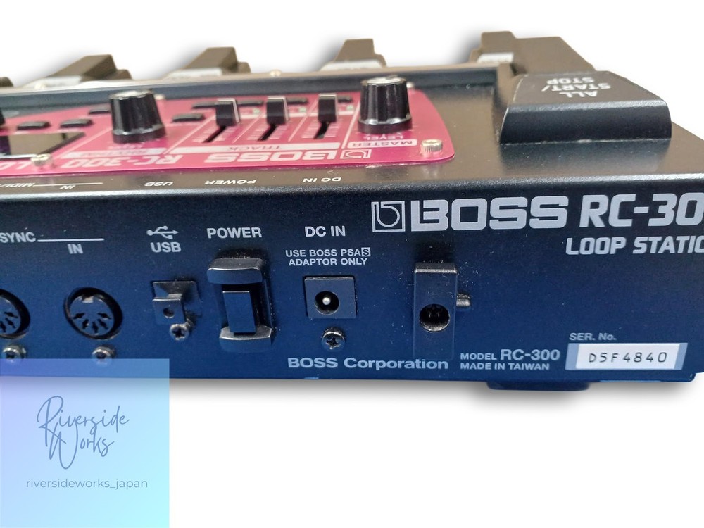 BOSS RC-300 Loop Station Pedal for Live Performance