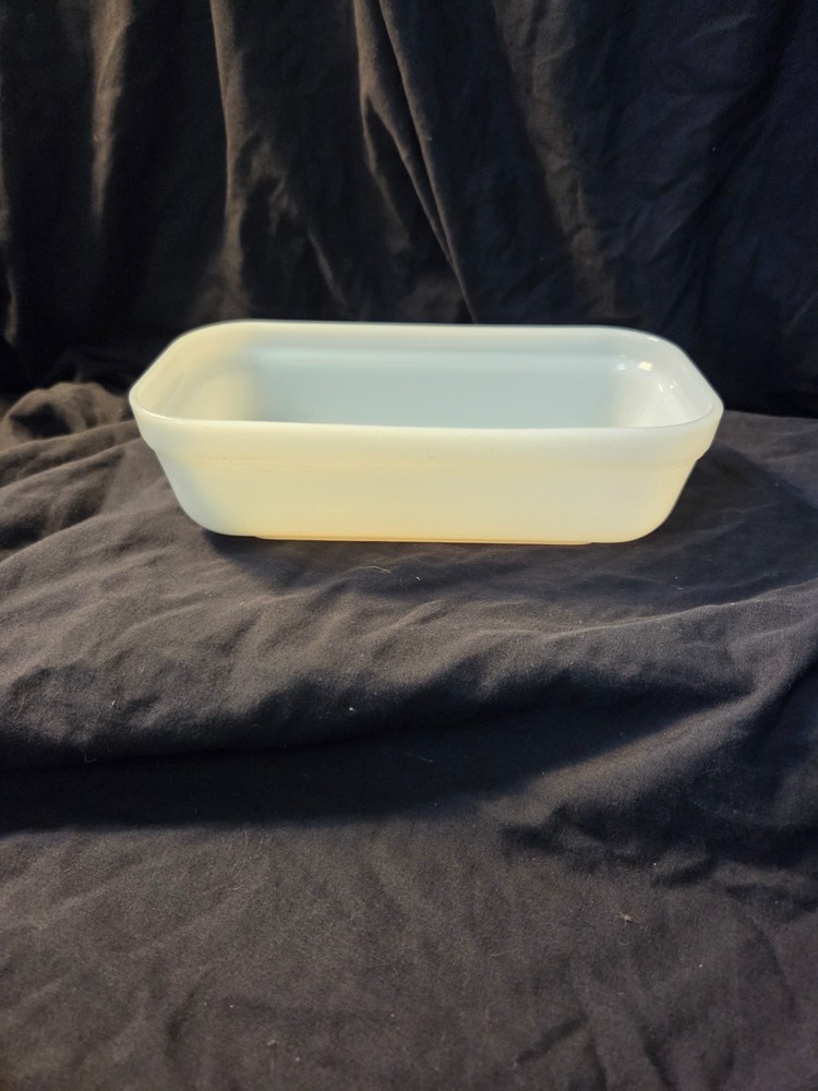 8.5" Rectangle Fire King all white Loaf Pan