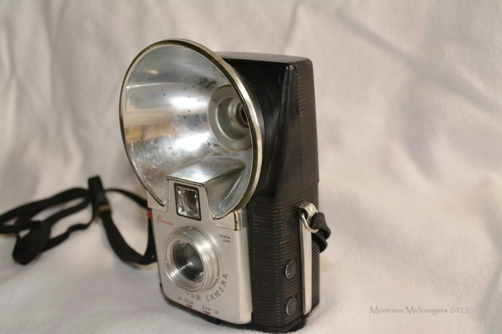 Kodak Brownie Starflash Camera 1957-1965