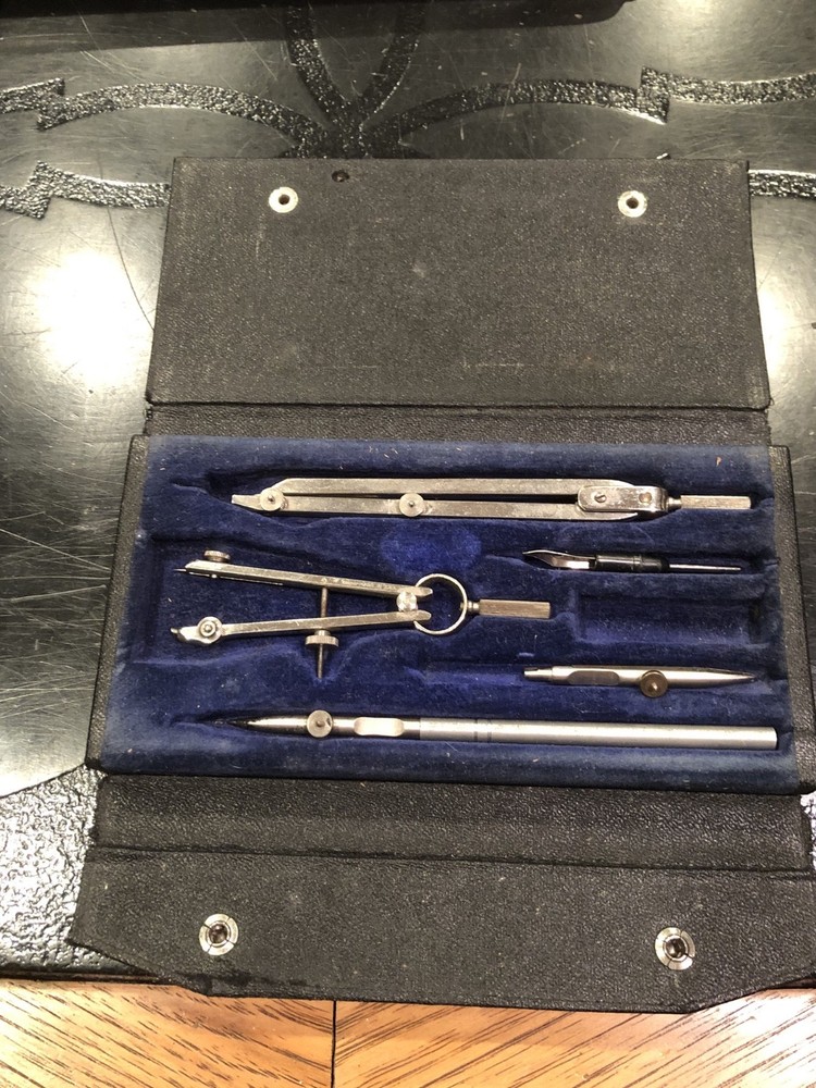 Compass Drafting Set #603