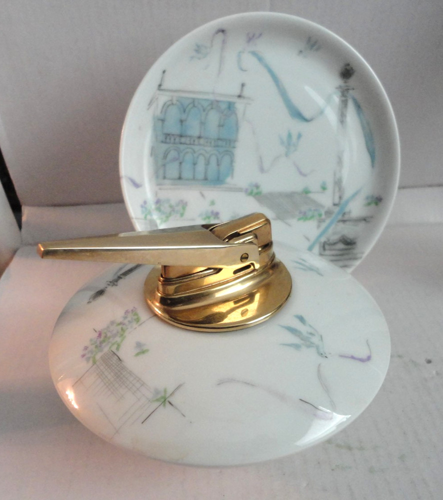 C 1954. Ronson SATURN TABLE LIGHTER. VERY RARE. NOS