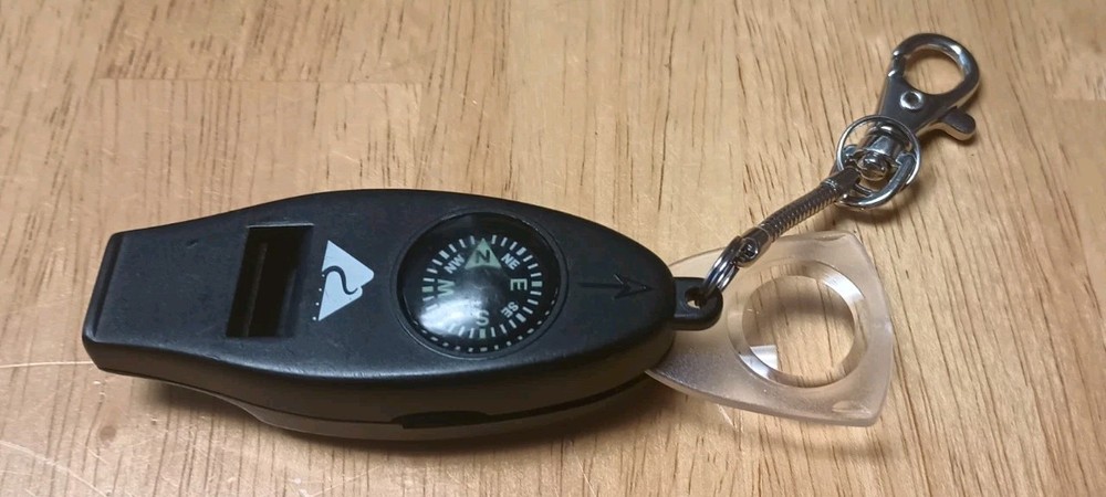 Directional Lightweight Pocket Compass Temperature Key Chain Magnifying