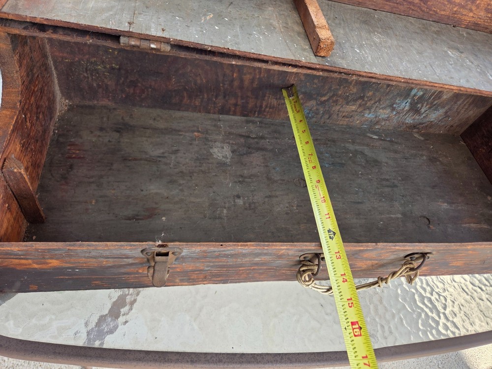 VINTAGE CARPENTER TOOL BOX