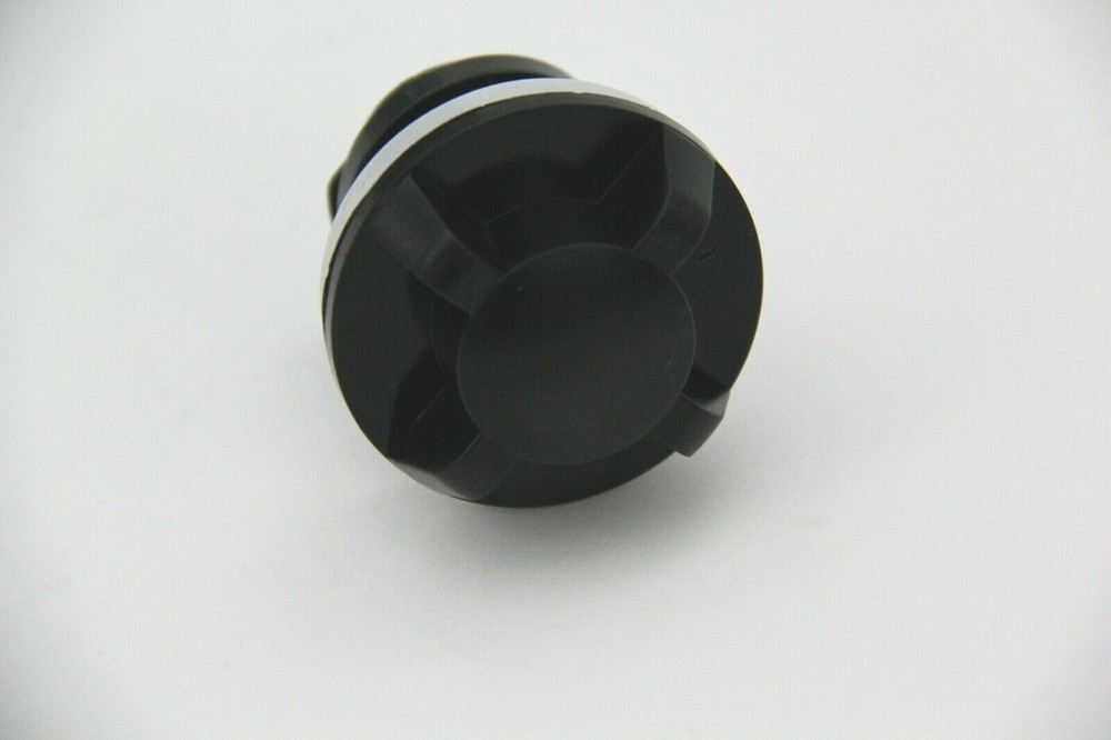 Sturdy Drain Plug for RTIC Hard Chillers - Old Models (1 hole)