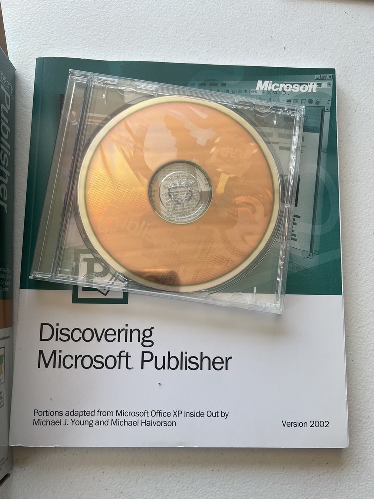 3E Microsoft Publisher Deluxe with Photo Editing 2002 PC Software Windows XP