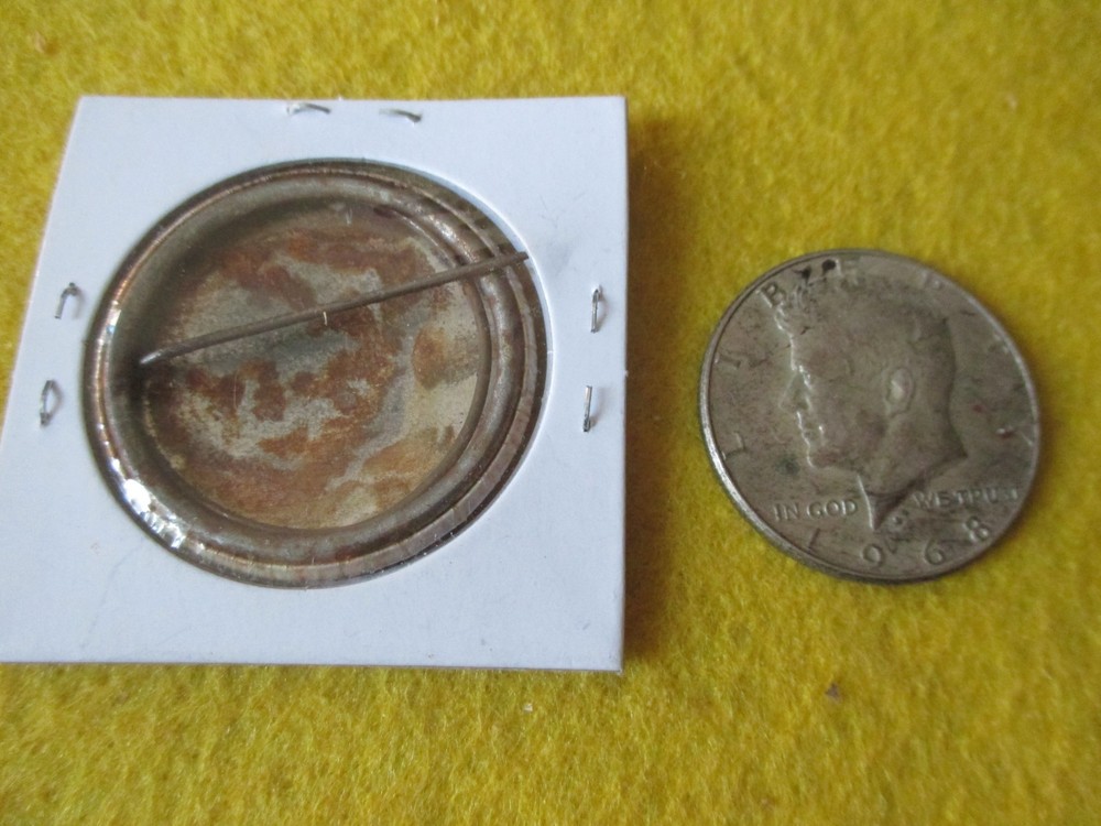 ORIGINAL WWII HOMEFRONT CG-4 GLIDER KEEP'EM FLYING WACO 1943 PIN