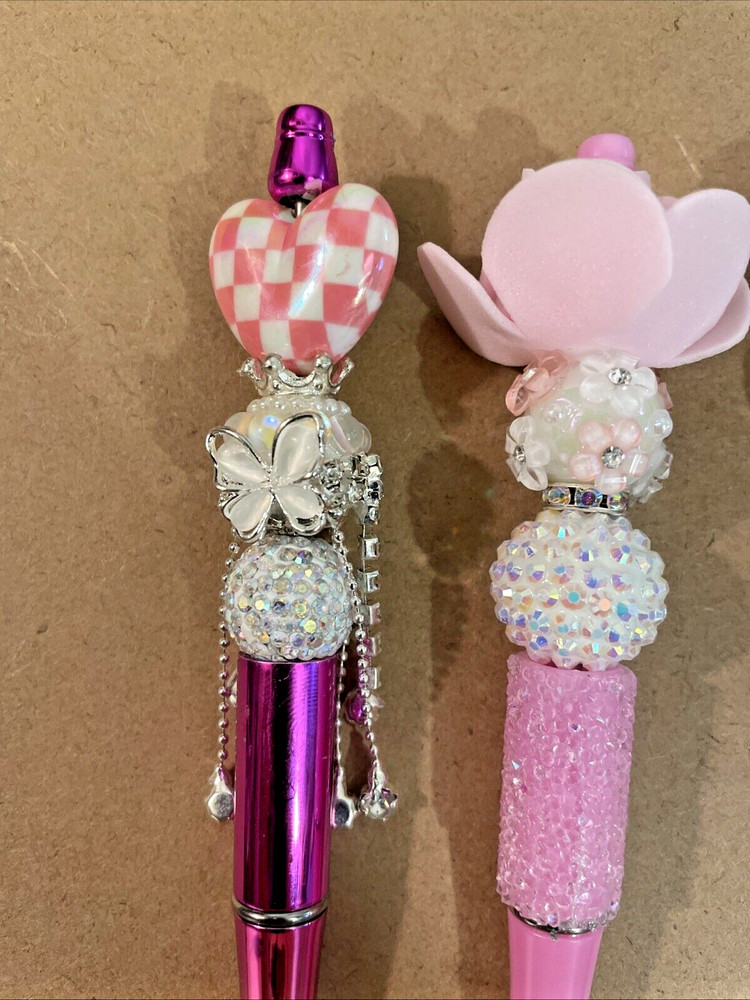 3 miscellaneous beaded pens with 1 ink refill each