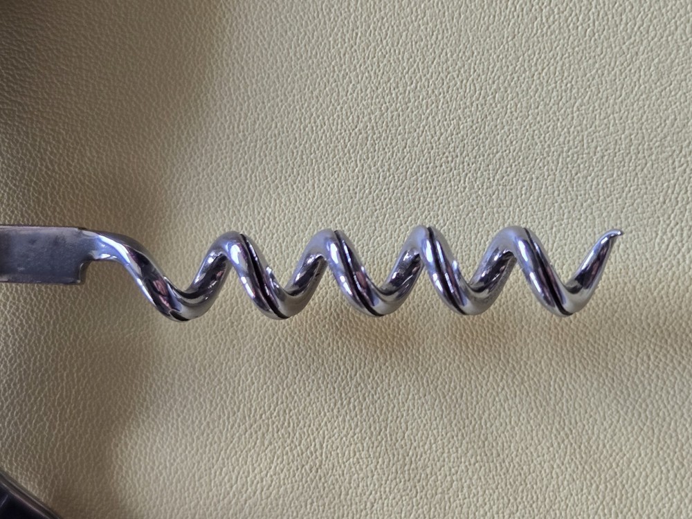 HiCoup Foldable Cork Screw Knife