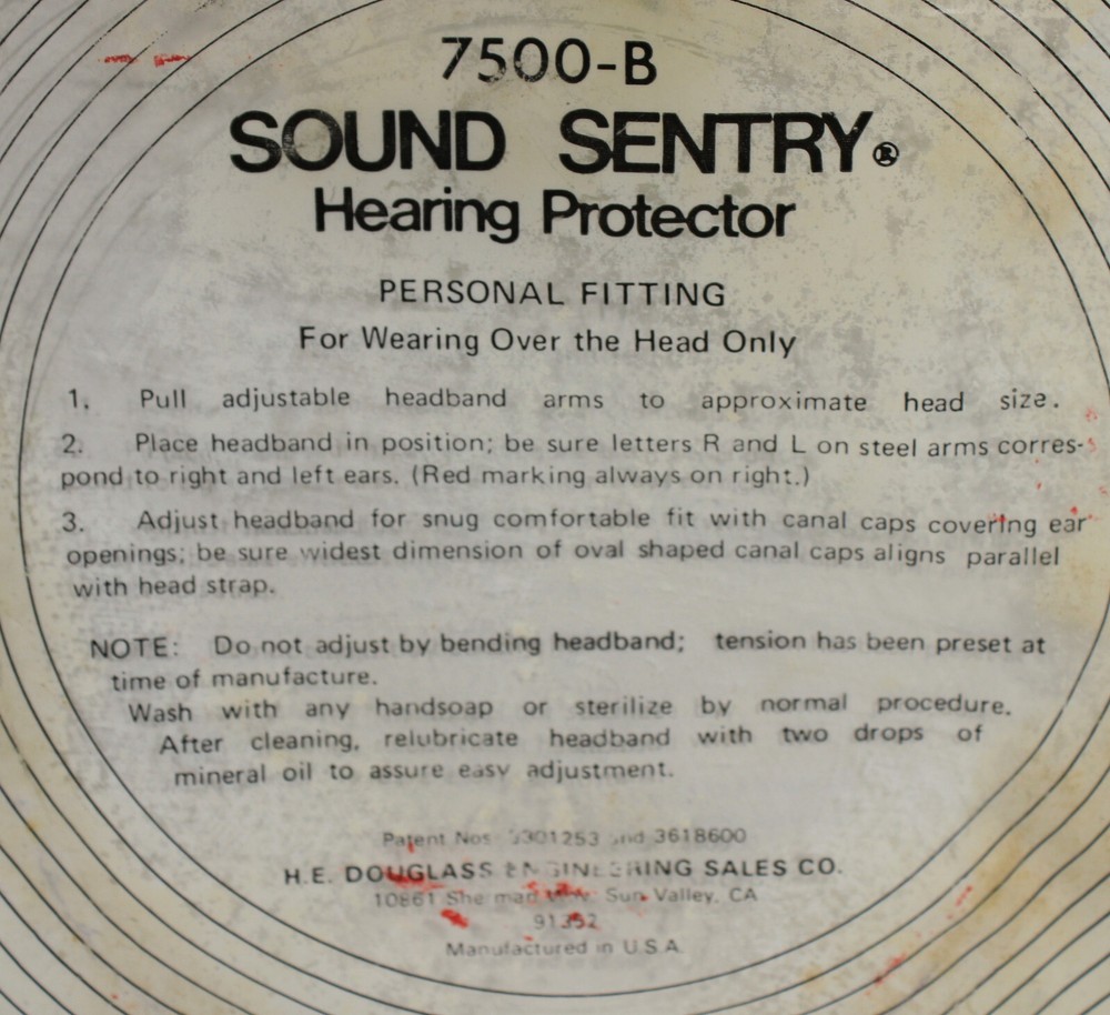 Very Nice Vintage Sound Sentry Hearing Protector Model 7500-B