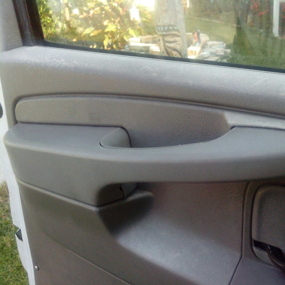 Driver Side Armrest Inner Door Pull Handle LH For Chevy Express GMC Savana 03-19