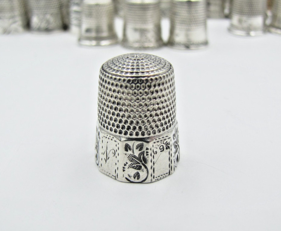 Size-9 Simons Bros. Sterling Silver Thimble Panel Etched Vintage Antique 19thC.