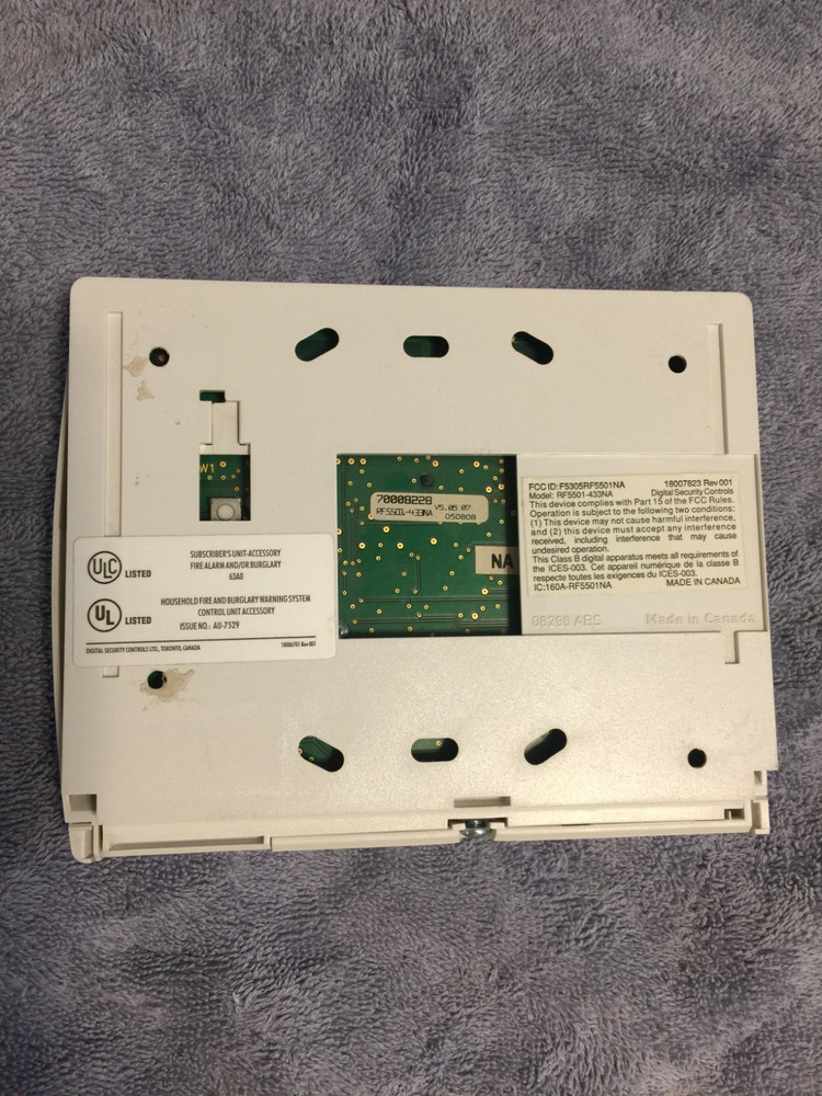 DSC PowerSeries 433 RF5501-433NA Alarm system Keypad - Pre-Owned condition