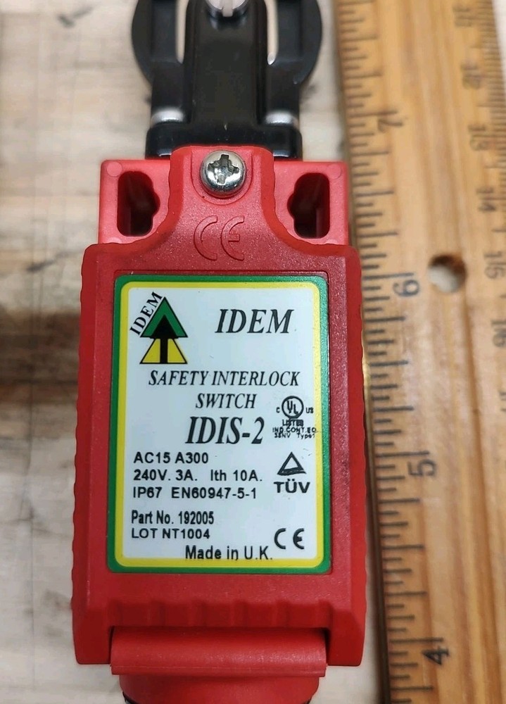 NEW IDEM SAFETY Interlock SWITCH IDIS-192005 240VAC