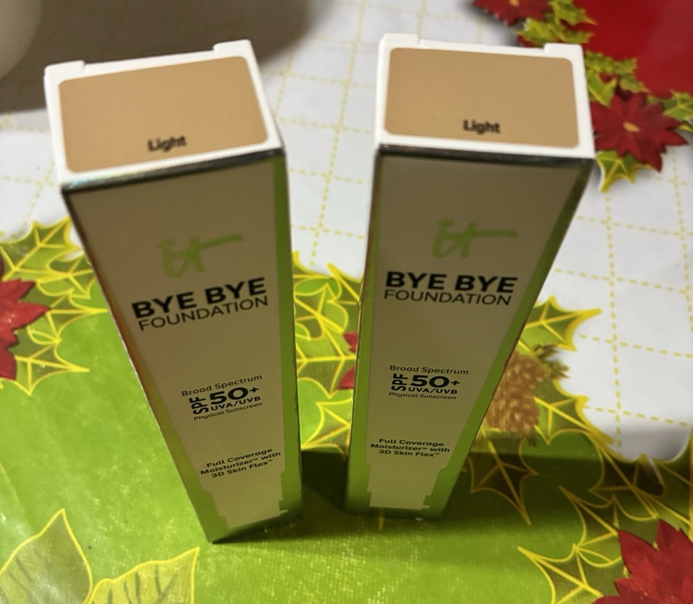 IT Cosmetics Bye Bye Foundation Full Coverage Moisturizer with SPF 50+ LIGHT