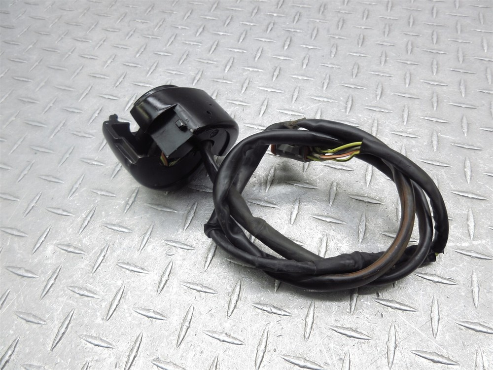 2005 Harley Softail Deluxe FLSTNI Left Handlebar Control Switch Handle Bar