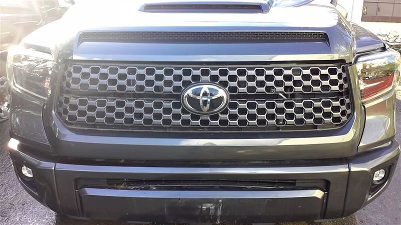 TUNDRA 2019 Camera/Projector 447145