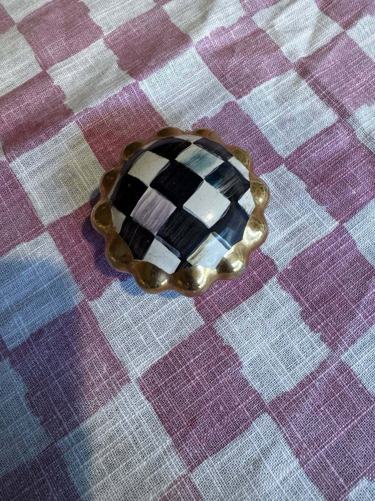 Mackenzie Childs Large Courtly Check Knobs