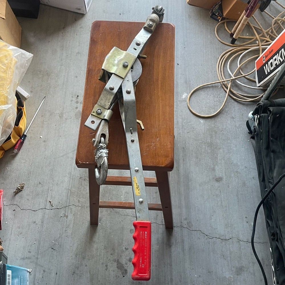 Maasdam Pow'R-Pull Model 144SB 1-Ton Capacity Cable Puller Come Along