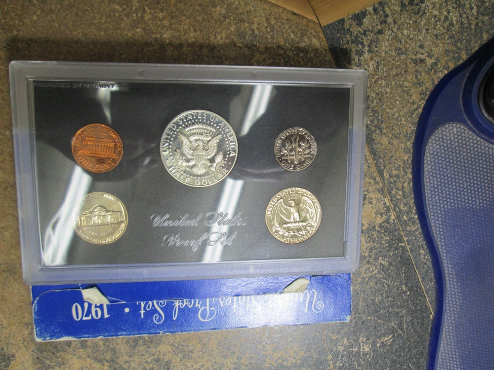 1970 SMALL CENT US PROOF Set in the PACKAGING