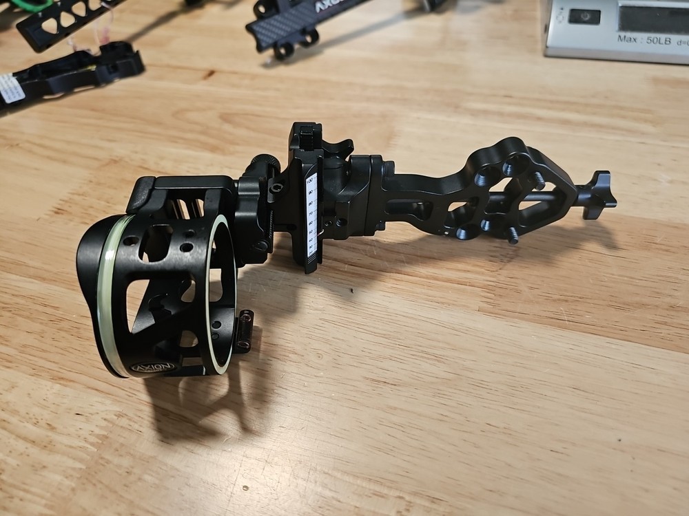 Axion RD-1 Single Pin Sight .10