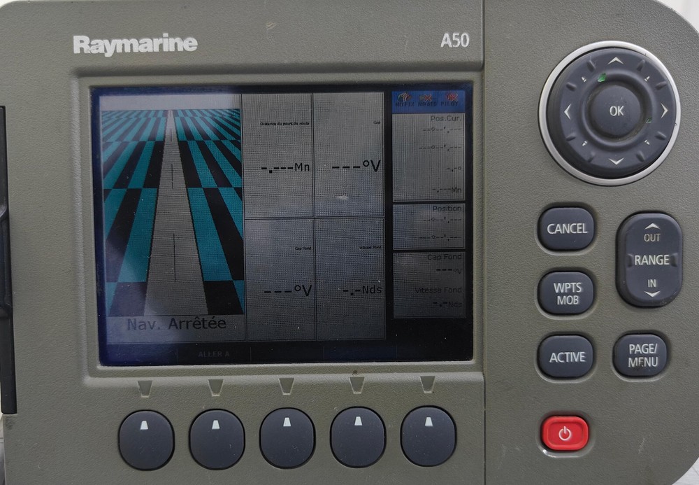 Raymarine A50 Chartplotter 5" Multifunction Display, HC#254