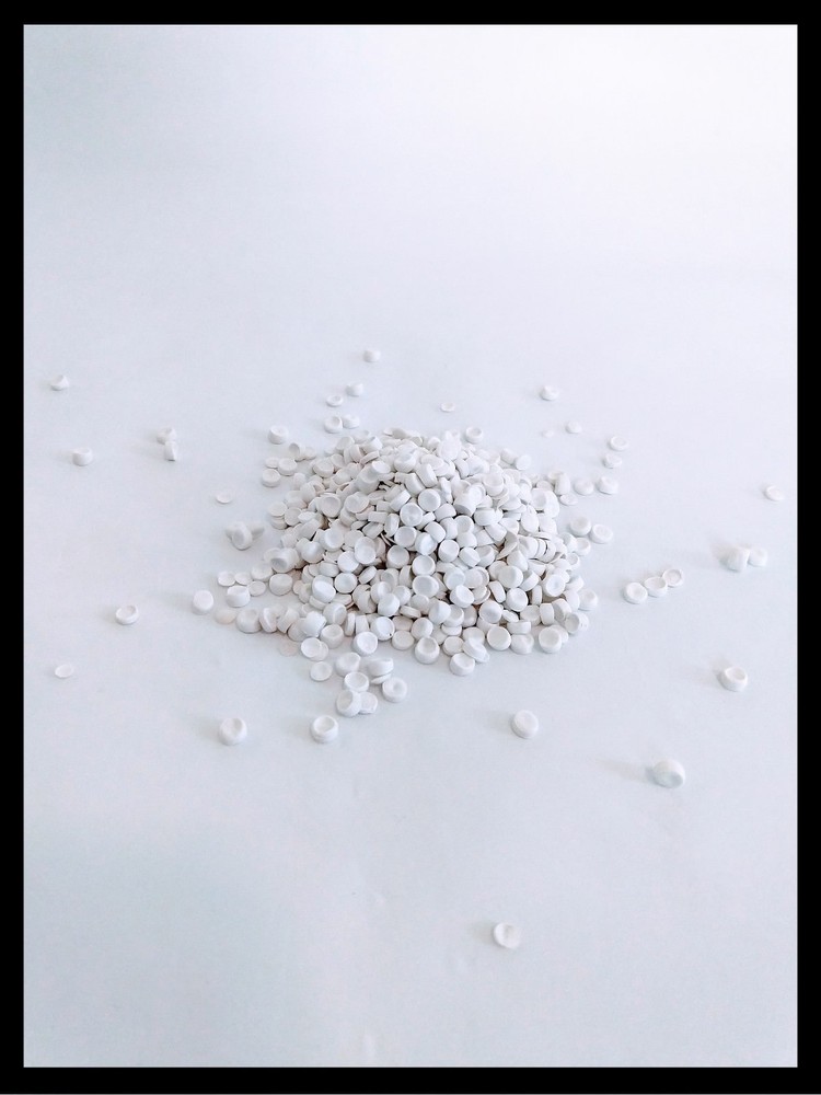 40 lbs Shooting Rest Poly Pellet Filler Light Weight