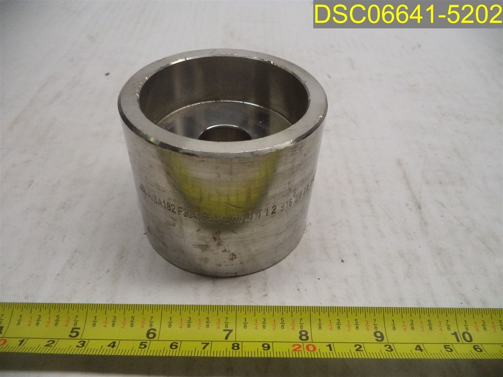2" x 3/4" Reducer Socket Weld 304L Stainles A/SA182 Pipe Fitting 3M Smith Cooper