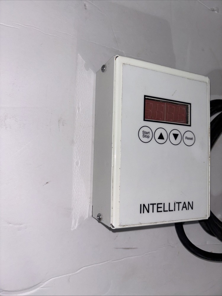 intellitan remote 20 minute timer Very nice sold as Is