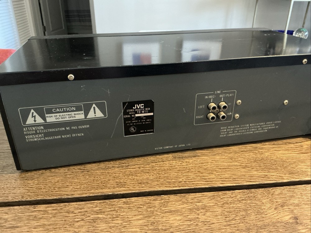 JVC TD-W11 Stereo Double Cassette Deck - Powers On / Parts Only - READ