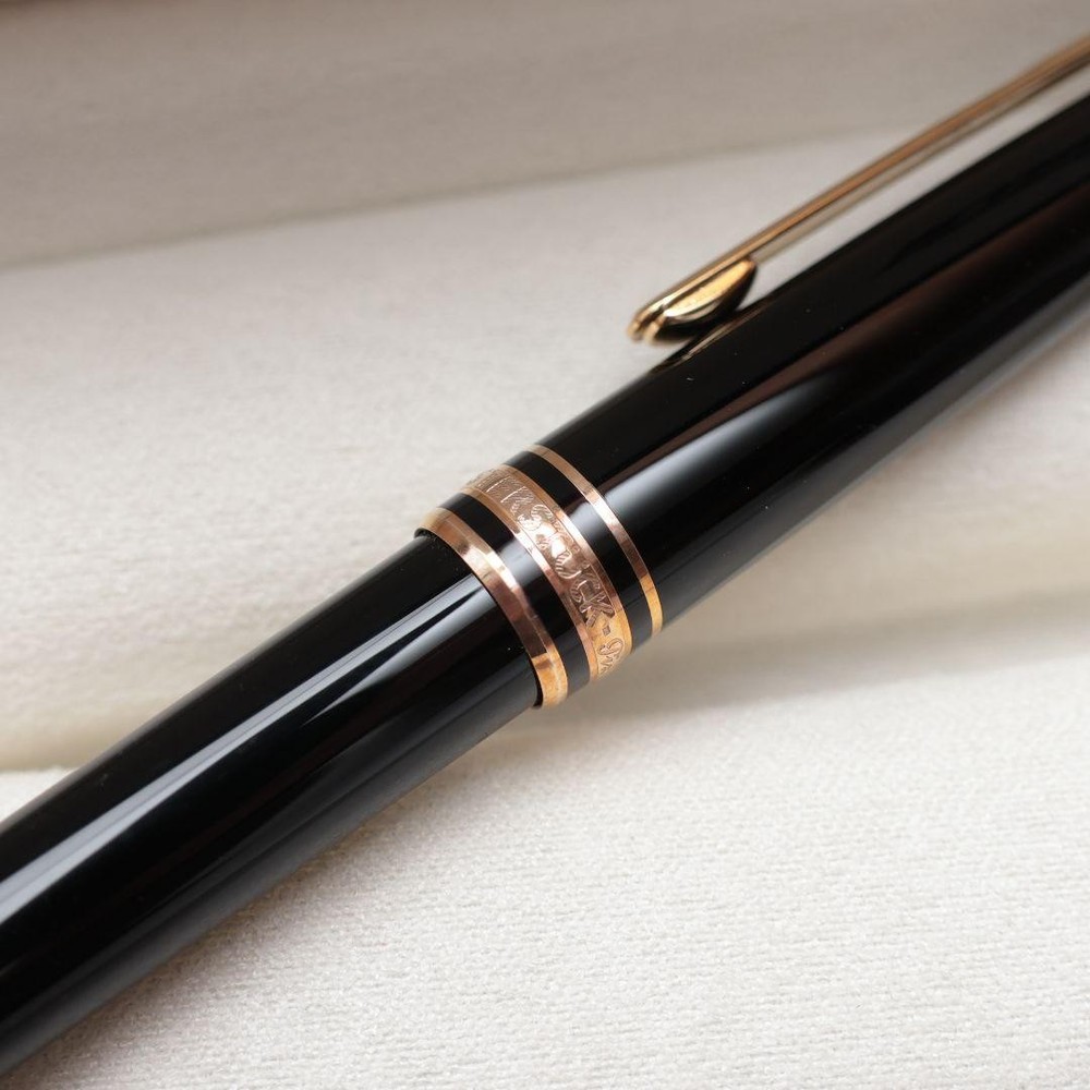 MONT BLANC ballpoint pen