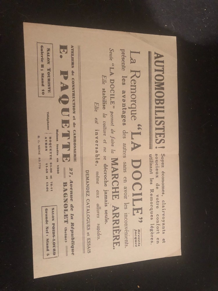 advertising poster, trailer "la docile"e, package, car, seine