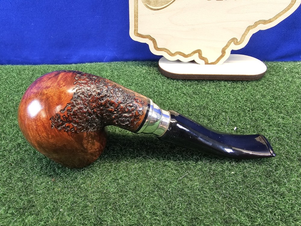 L'Anatra dalle uova d'Oro Partial Rustication Handmade Briar Pipe, Unsmoked