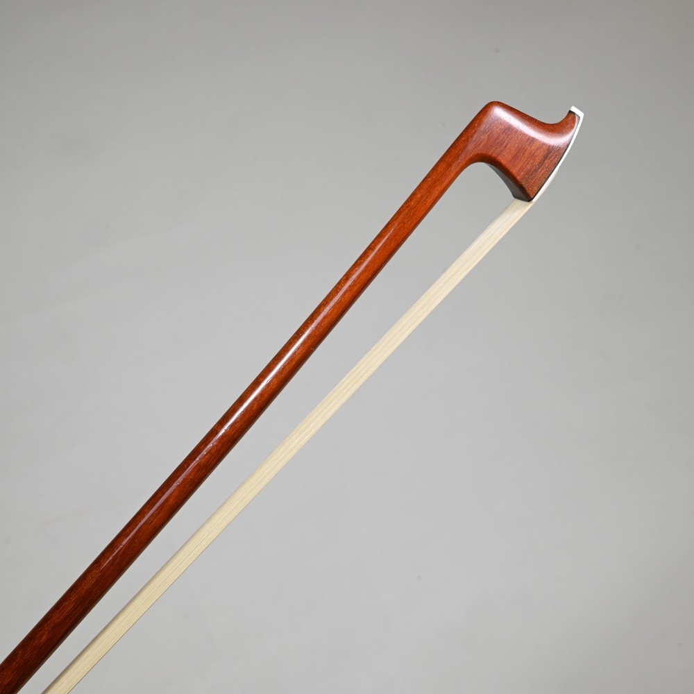 T. SUGITO Advanced Violin Bow, 4/4, Japan - Select Pernambuco