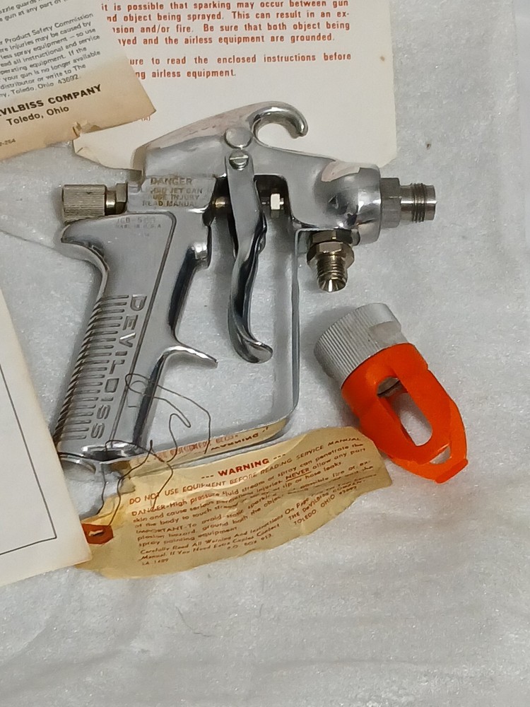 DeVILBISS SPRAY GUN JGB-509 MADE IN U.S.A.