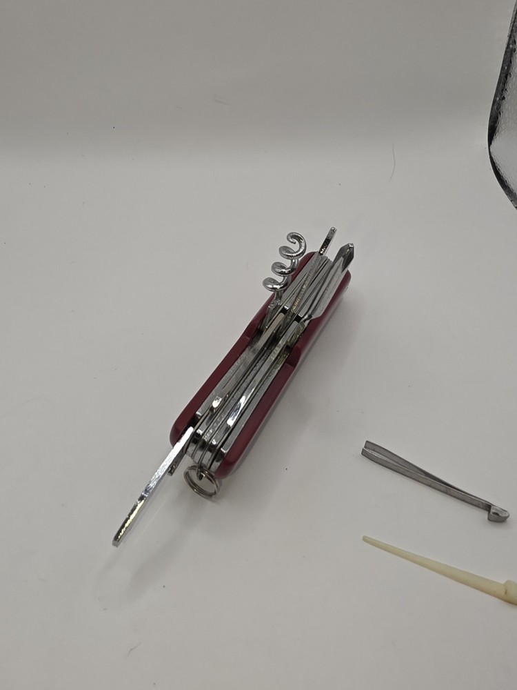 13 Multi Tool Swiss Army Knife China