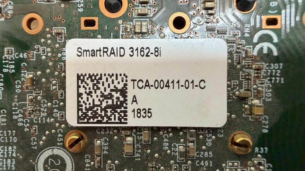 Adaptec / Microchip SmartRAID 3162-8i - 12G SAS/SATA PCIe Gen 3 RAID Adapter