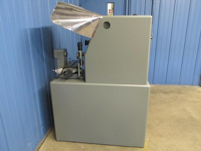 Clausing Model 4301 Optical Comparator 14" 115v 1 PH